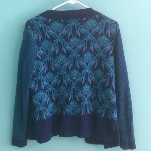 Cardigan - Picture 2 of 5